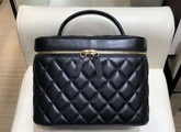 Chanel Classic Vanity Pouch in Black Lambskin A80913