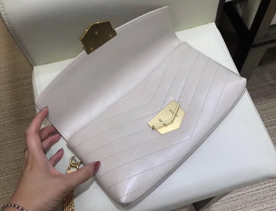 Chanel Clutch in Beige Calfskin A57493