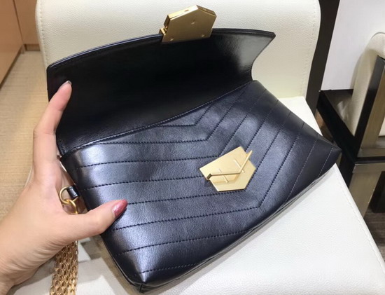 Chanel Clutch in Black Calfskin A57493