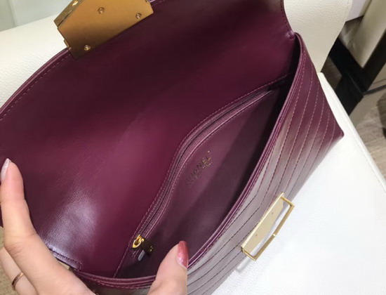 Chanel Clutch in Burgundy Calfskin A57493