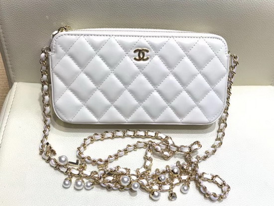 Chanel Clutch with Chain in White Aged Calfskin