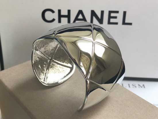 Chanel Coco Crush Bracelet in 18K Yellow Gold