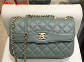 Chanel Coco Vintage Flap Bag Green Lambskin Gold Tone Metal Replica