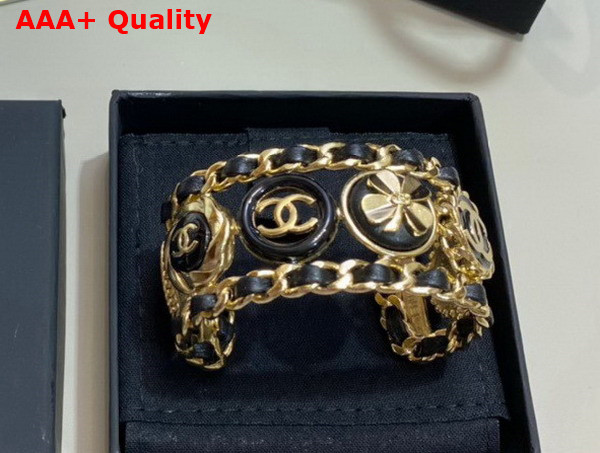 Chanel Cuff Metal Imitation Pearls Calfskin and Lambskin Gold and Black Ref AB8745 Replica