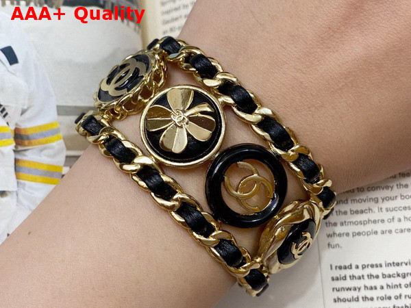 Chanel Cuff Metal Imitation Pearls Calfskin and Lambskin Gold and Black Ref AB8745 Replica