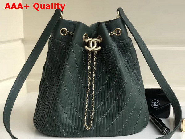 Chanel Drawstring Bag Pleated Crumpled Calfskin Gold Tone Metal Green Replica