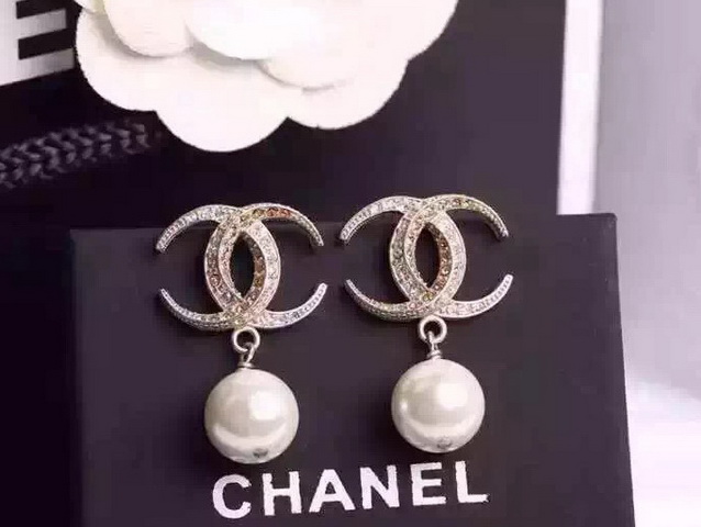 Chanel Earring 001 for Sale