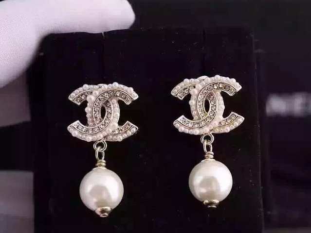 Chanel Earring 004 for Sale