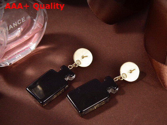 Chanel Earrings Metal Glass Pearls and Resin Gold Pearly White and Black AB6268 Replica