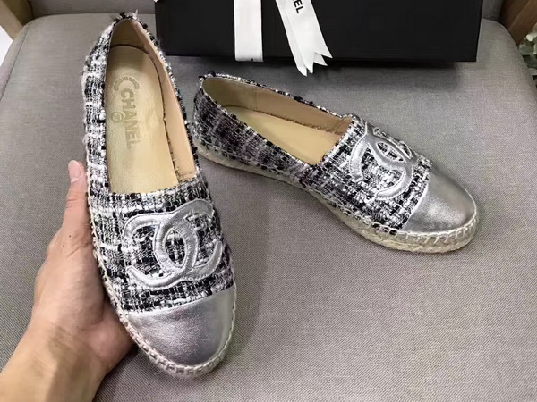 Chanel Espadrilles Metallic Lambskin and Tweed White Black and Silver For Sale