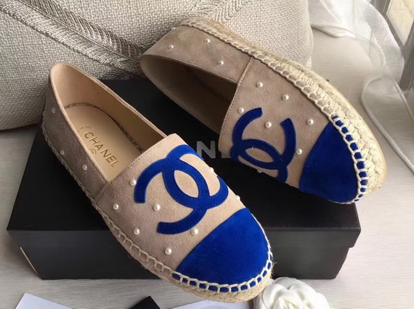 Chanel Espadrilles Suede Calfskin and Imitation Pearls Beige and Blue For Sale