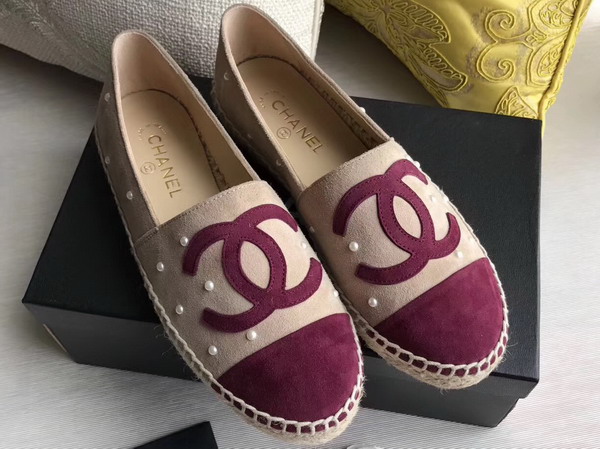 Chanel Espadrilles Suede Calfskin and Imitation Pearls Beige and Burgundy For Sale