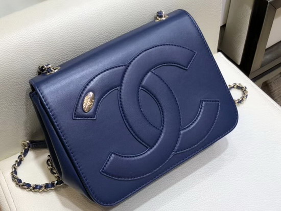 Chanel Flap Bag in Blue Lambskin AS0321