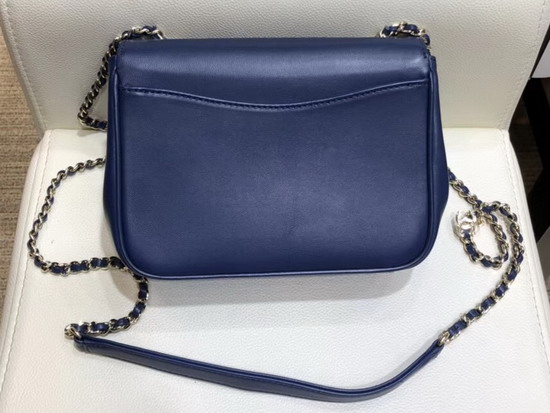 Chanel Flap Bag in Blue Lambskin AS0321