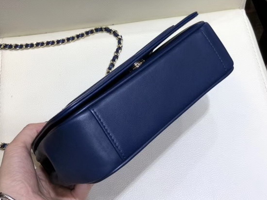 Chanel Flap Bag in Blue Lambskin AS0321