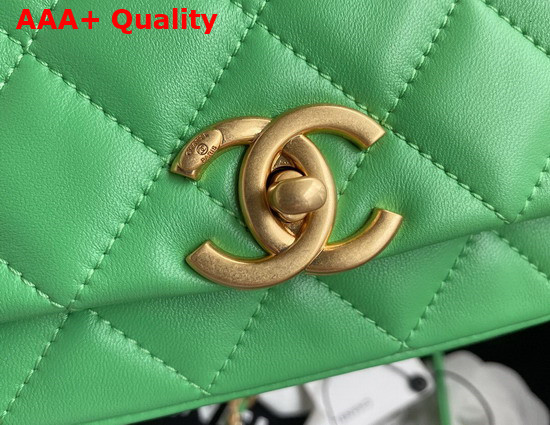 Chanel Flap Bag in Green Shiny Lambskin and Gold Tone Metal AS2388 Replica