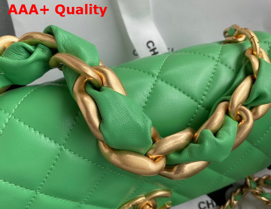 Chanel Flap Bag in Green Shiny Lambskin and Gold Tone Metal AS2388 Replica