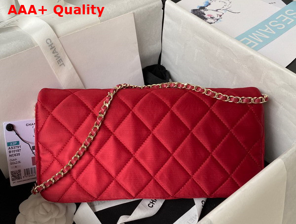 Chanel Flap Bag in Red Satin Replica