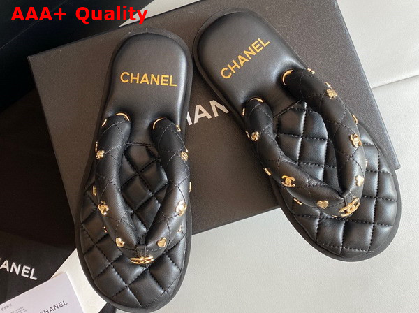 Chanel Flat Comfort Thong Sandal in Black Quilted Lambskin Replica