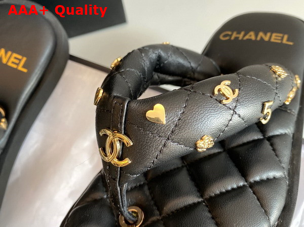 Chanel Flat Comfort Thong Sandal in Black Quilted Lambskin Replica