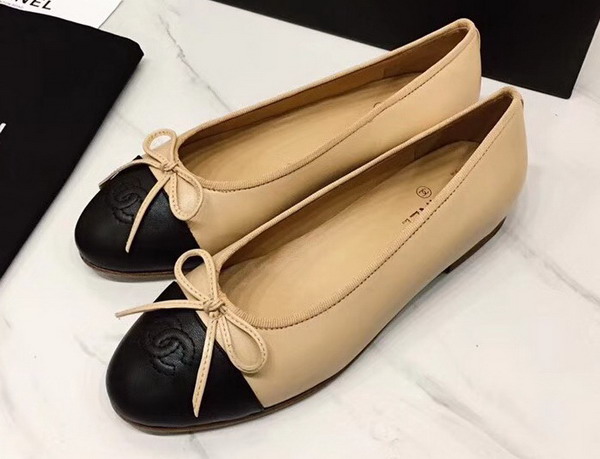 Chanel Flats Beige and Black Calfskin