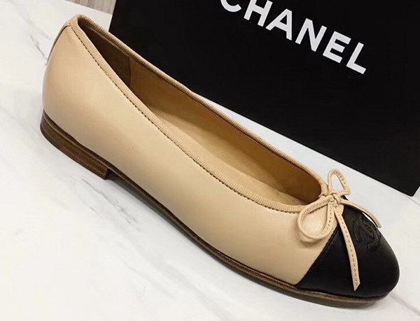 Chanel Flats Beige and Black Calfskin