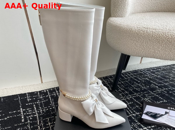 Chanel High Boots in White Lambskin with Imitation Pearls and Leather Bow On The Front Replica