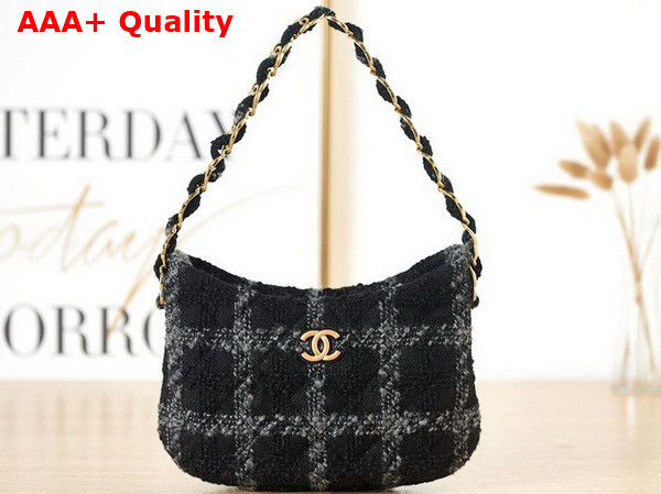 Chanel Hobo Handbag Cashmere Tweed Black and Grey Check Detail AS3562 Replica