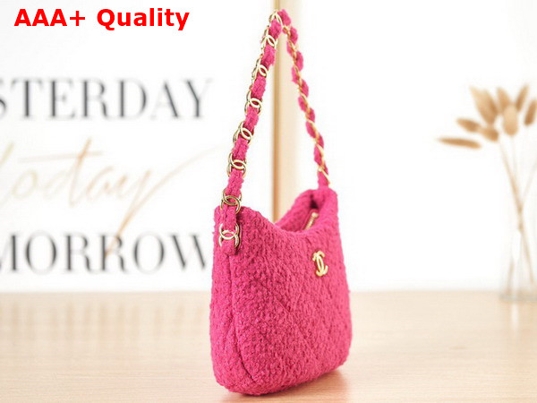 Chanel Hobo Handbag in Fuchsia Cashmere Tweed Gold Tone Metal AS3562 Replica