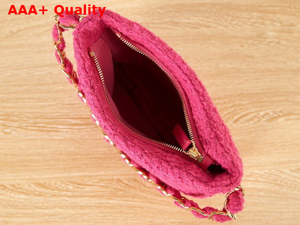 Chanel Hobo Handbag in Fuchsia Cashmere Tweed Gold Tone Metal AS3562 Replica