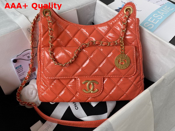 Chanel Hobo Handbag in Orange Shiny Crumpled Calfskin Gold Tone Metal AS4322 Replica