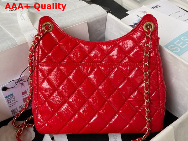 Chanel Hobo Handbag in Red Shiny Crumpled Calfskin Gold Tone Metal AS4322 Replica