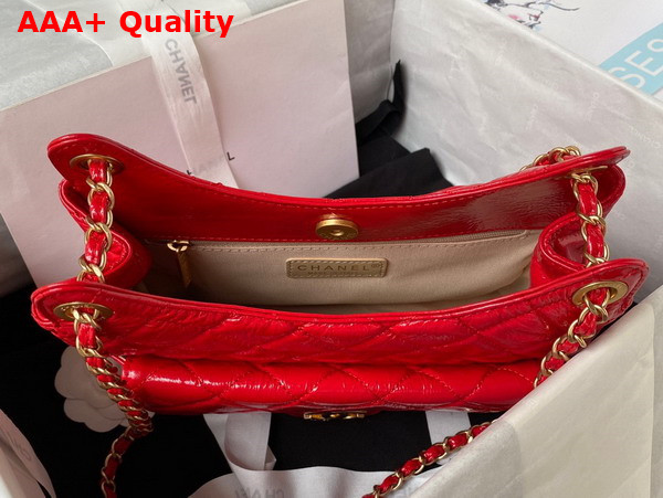 Chanel Hobo Handbag in Red Shiny Crumpled Calfskin Gold Tone Metal AS4322 Replica