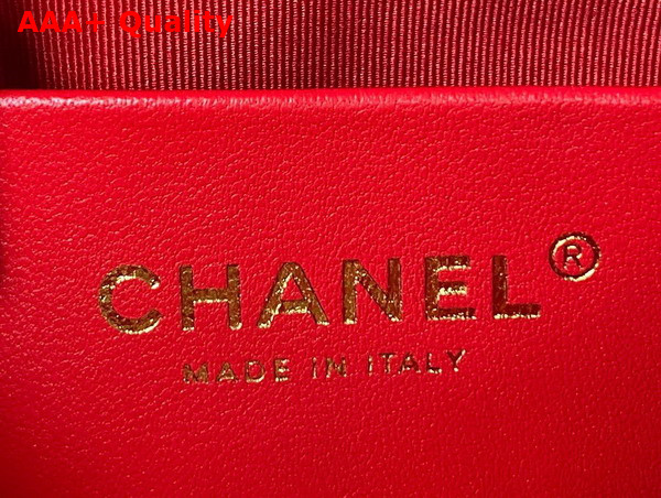 Chanel Hobo Handbag in Red Shiny Crumpled Lambskin Gold Tone Metal As4378 Replica