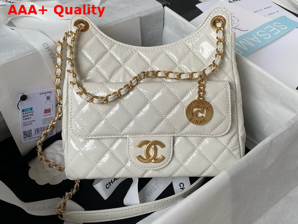 Chanel Hobo Handbag in White Shiny Crumpled Calfskin Gold Tone Metal AS4322 Replica