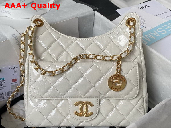 Chanel Hobo Handbag in White Shiny Crumpled Calfskin Gold Tone Metal AS4322 Replica