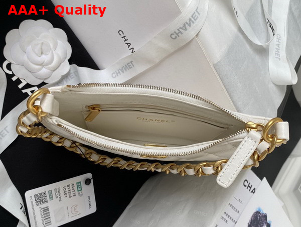 Chanel Hobo Handbag in White Shiny Crumpled Lambskin Gold Tone Metal As4378 Replica