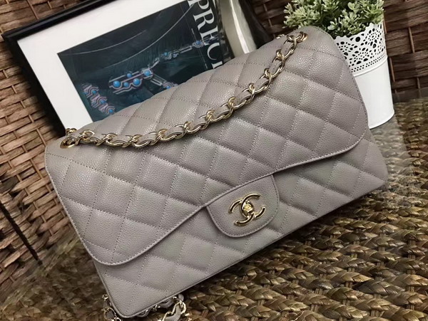 Chanel Jumbo Caviar Flap Bag in Grey with Gold Metal For Sale