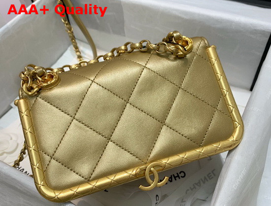 Chanel Kiss Lock Bag Lambskin and Gold Tone Metal Gold Color AS1886 Replica