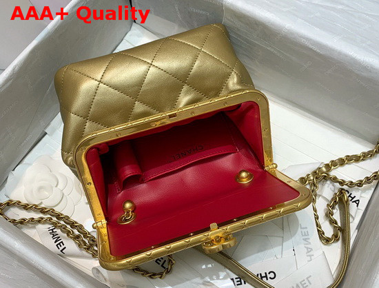 Chanel Kiss Lock Bag Lambskin and Gold Tone Metal Gold Color AS1886 Replica