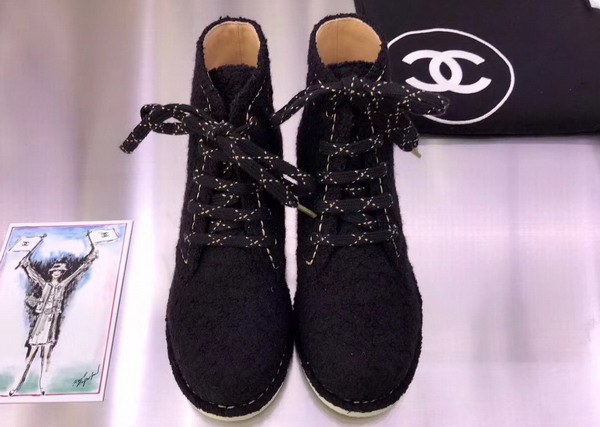 Chanel Lace Up Bootie in Black Tweed For Sale