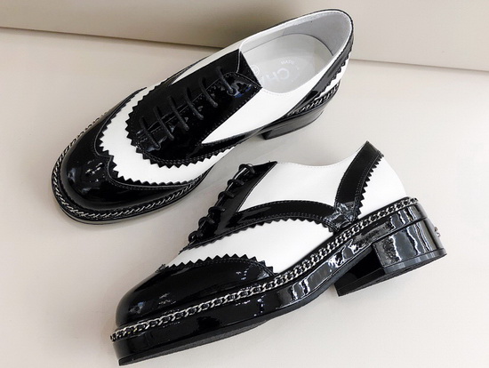 Chanel Lace Ups White Calfskin and Black Patent Leather Replica