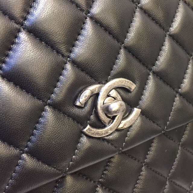 Chanel Large Coco Handle Bag in Black Lambskin Lizard Handle for Sale