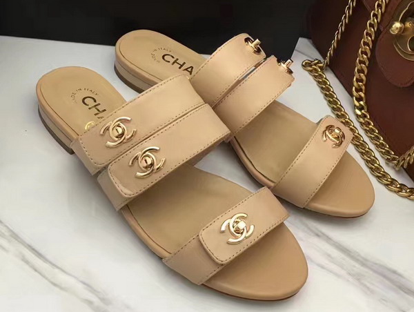 Chanel Large Coco Sandals in Beige Lambskin For Sale