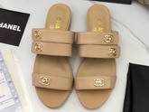 Chanel Large Coco Sandals in Beige Lambskin For Sale