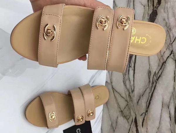 Chanel Large Coco Sandals in Beige Lambskin For Sale