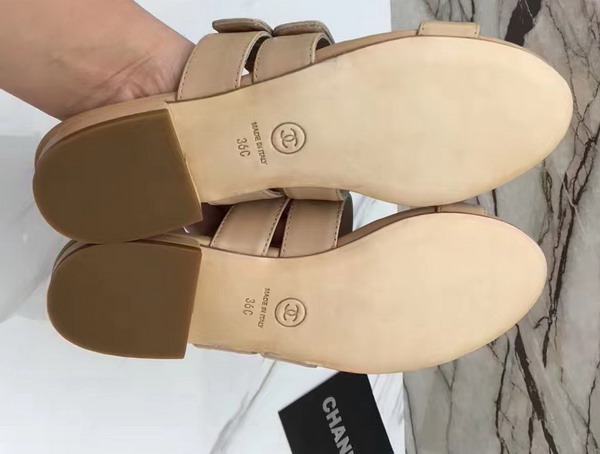 Chanel Large Coco Sandals in Beige Lambskin For Sale