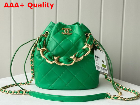 Chanel Large Drawstring Bag Shiny Lambskin and Gold Tone Metal Green AS2425 Replica