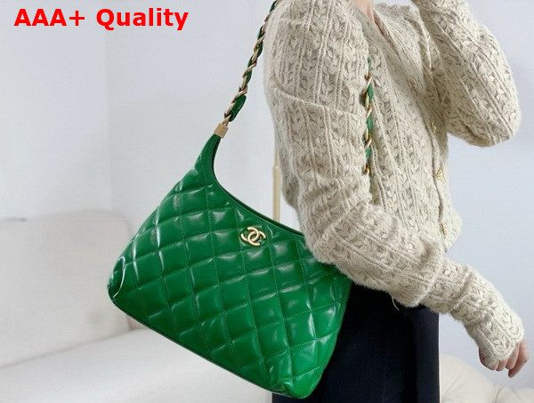 Chanel Large Hobo Bag in Green Shiny Lambskin Gold Tone Metal AS4923 Replica