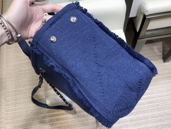 Chanel Large Shopping Bag in Blue Mixed Fibers and Goatskin A57167